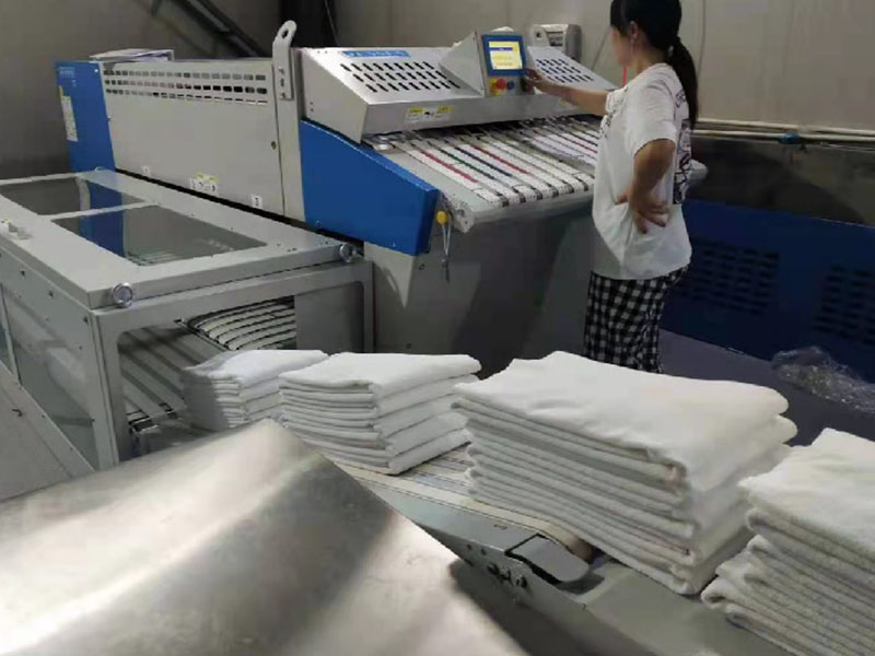 岱山巾类折叠机-02